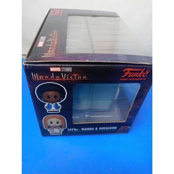 Funko POP! Mini Moments: Marvel's WandaVision Living Room 70's Wanda & Geraldine - Picture 5 of 5
